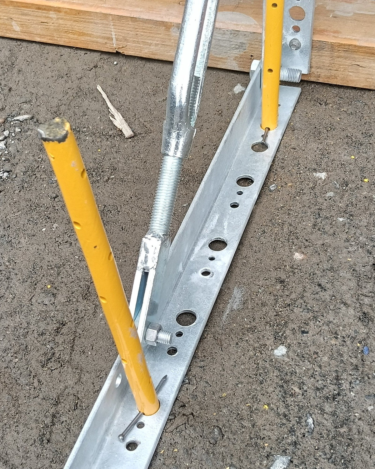 450 mm Formwork Pegs